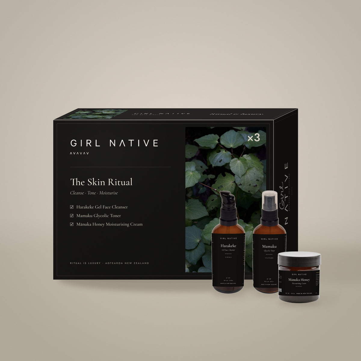 The Skin Ritual gift set: cleanser, toner and moisturising cream with the Girl Native ritual box